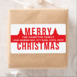 Etiqueta Merry Christmas Red Pines<br><div class="desc">Enviar saludos de Navidad a la familia y amigos con este pegatina personalizado</div>