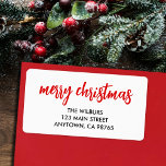 Etiqueta Merry Christmas Red Typography Return Address<br><div class="desc">Las etiquetas de las direcciones de retorno de gran tamaño presentan Feliz Navidad con letras rojas en un fondo blanco y tu información en letras de moda.</div>