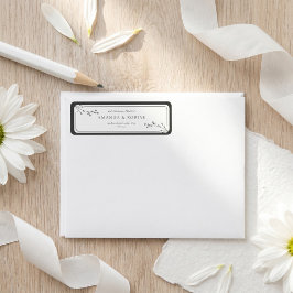 Etiqueta Minimalista Blanco y Negro