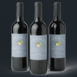 Etiqueta moderna de bebida azul turbia de Limoncel<br><div class="desc">limón y hojas color agua de bonito,  etiqueta de bebida limoncello. Diseñado para coincidir con nuestra colección Citrus Orchard. El color de fondo,  mostrado en azul polvoriento,  se puede personalizar.</div>