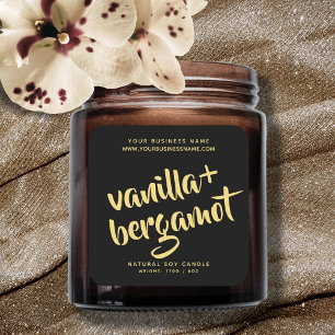 Etiqueta moderna de producto con velas de oro negr