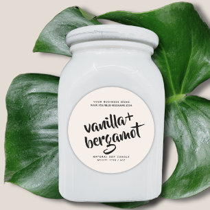 Etiqueta moderna de producto neutro con velas