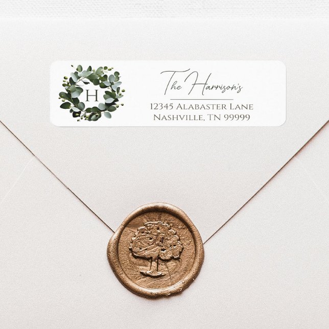 Etiqueta Moderno Monograma Eucalyptus Wreath | Blanca (White Modern Monogram Eucalyptus Wreath Wedding Address Label)