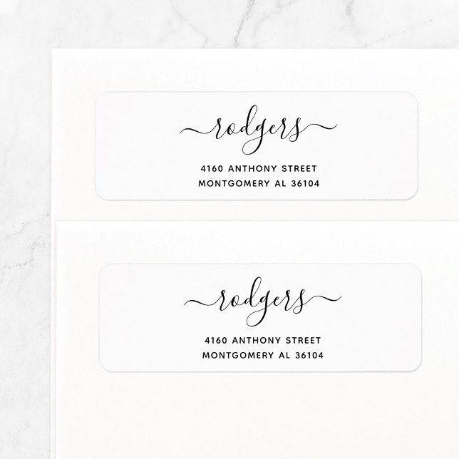 Etiqueta Moderno Nombre escrito a mano y Dirección de devol (Simple, basic return address label features modern, elegant script family name with swashes.)