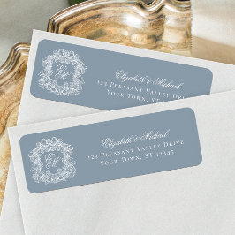 Etiqueta Monogram Crest Dusty Blue Wedding Return Address