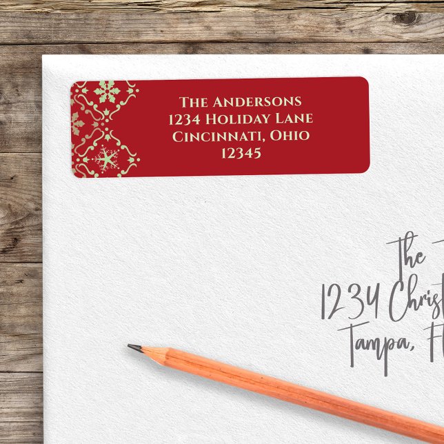 Etiqueta Navidad Patrón Clásico de Copo de Nieve Verde Simp (Christmas elegant snowflake pattern with a red background with light green return address label. )