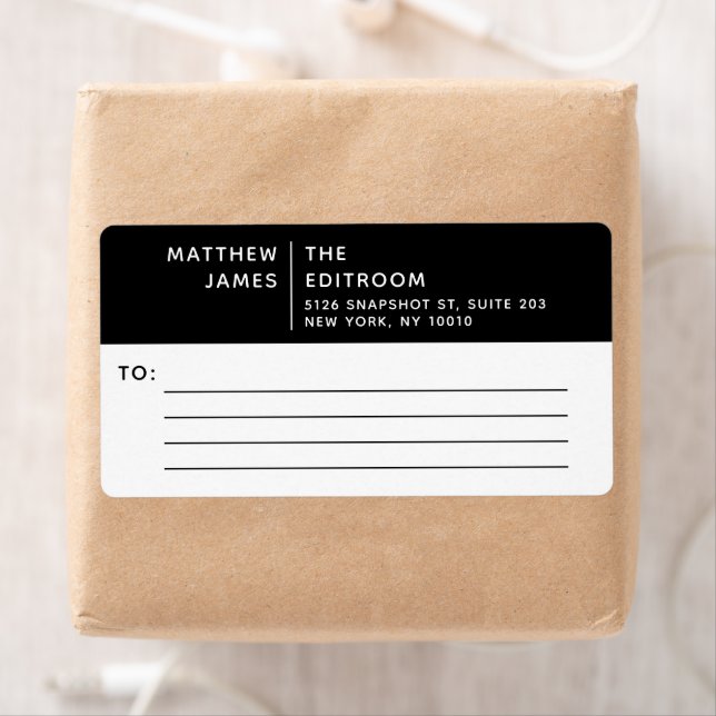 Etiqueta Negra blanca simple y moderna (In situ)