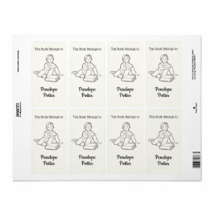 Etiqueta Niño de la cosecha con libro y placa de su nombre