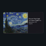 Etiqueta Noche estrellada de Vincent Van Gogh<br><div class="desc">Noche estrellada de Vincent Van Gogh, óleo sobre lienzo de 1889, es un cuadro paisajístico de un gran torbellino de estrellas brillantes sobre un paisaje de pueblo lejano y colinas onduladas, con un solo ciprés subiendo en primer plano como una llama verde oscura. Van Gogh pintó su obra maestra estrellada...</div>