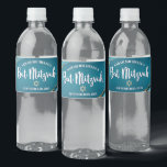 Etiqueta Para Botella De Agua Bat Mitzvah Moderno Turquesa Azul Ombre Ágata Dora<br><div class="desc">Ninguna fiesta de Bat Mitzvah está completa sin botellas de agua personalizadas. Deja que tu Bat Mitzvah favorita se sienta orgullosa, se alegre y celebre su logro en su fiesta perfectamente coordinada. Tipografía blanca, rocas de ágata azul turquesa acentuadas con vetas de oro falso y una Estrella de David de...</div>