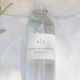 Etiqueta Para Botella De Agua Boda de Monograma Simple en Blanco y Negro