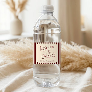 Etiqueta Para Botella De Agua Bodas minimalistas retro con rayas de burdeos prof