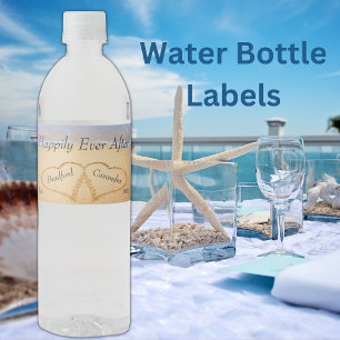 Etiqueta Para Botella De Agua Dusty Blue Beach Wedding Monograma de Arena del Co