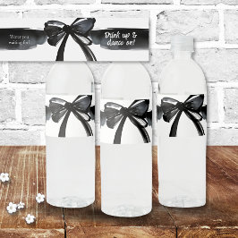 Etiqueta Para Botella De Agua ¿El agua de barro negro y blanco moderno que esper