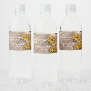 Etiqueta Para Botella De Agua Hermoso barril de madera rústica y girasoles