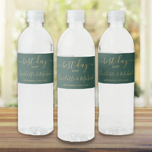 Etiqueta Para Botella De Agua Mejor Día de la Boda con Guión de Oro Verde Esmera