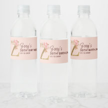 Monograma de letra Z dorada con rosas rosadas