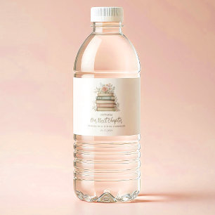 Etiqueta Para Botella De Agua Nuestro siguiente Fiesta de Baby Shower en un libr