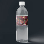 Etiqueta Para Botella De Agua Restaurante Vintage Christmas Sleep Express<br><div class="desc">Restaurante vintage Christmas Sleep Express con elegantes sillas de color burdeos,  luces cálidas,  vasos iluminantes,  alfombras rojas y un alegre pino de Navidad.</div>