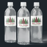 Etiqueta Para Botella De Agua Rústico Red Plaid Merry Christmas Treys Fiesta<br><div class="desc">Esta etiqueta rústica de botellas de agua de vacaciones muestra la moda de los árboles rojos y verdes de Navidad encima de tu mensaje Feliz Navidad. Las etiquetas de esta fiesta, de estilo tradicional y bonito, son perfectas para una familia a la que le gusta un diseño clásico y nostálgico....</div>