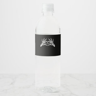 Etiqueta Para Botella De Agua Skeleton Heart And Hands Classic Design