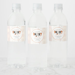 Etiqueta Para Botella De Agua Un pequeño Halloween está casi aquí baby shower