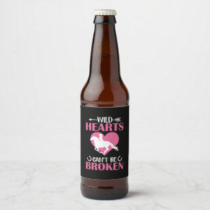 Etiqueta Para Botella De Cerveza Arte de caballos Corazones salvajes no se pueden r