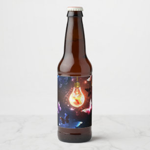 Etiqueta Para Botella De Cerveza Bombilla brillante con mariposas nocturnas