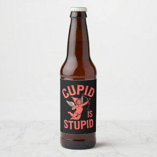 Etiqueta Para Botella De Cerveza Cupido Es Estúpido Divertido Día de San Valentín