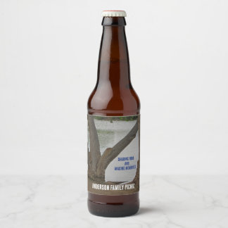 Etiqueta Para Botella De Cerveza Encuentro familiar en la casa junto al lago