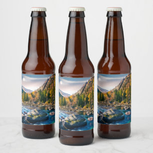 Etiqueta Para Botella De Cerveza Foto panorámica del río y las montañas