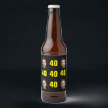 Etiqueta Para Botella De Cerveza Fun Unique 40th Birthday Photo Guay Retro<br><div class="desc">Fun 40 cumpleaños foto Beer Bottle Labels en un diseño retro negrita amarillo y negro. ¡El año es personalizable para cualquier año de cumpleaños! Para obtener el efecto de recorte, utilice un archivo png con el fondo ya cortado. Si no, la foto aparecerá como un círculo rodeado por su propio...</div>