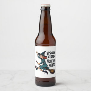 Etiqueta Para Botella De Cerveza La bruja de Halloween de la derecha de las mujeres
