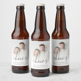 Etiqueta Para Botella De Cerveza Minimalist Newlywed Photo Overlay Cheers Wedding