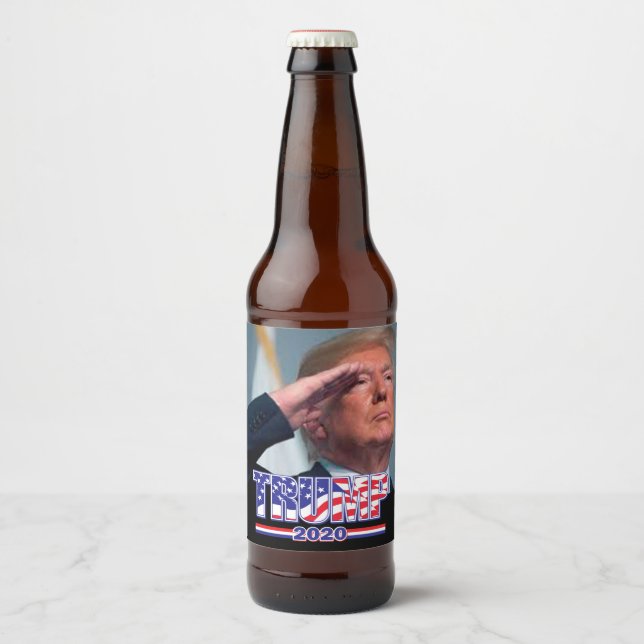 Etiqueta Para Botella De Cerveza Presidente Trump saluda - Trump 2020 (Anverso)
