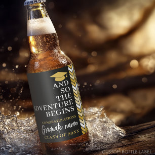 Etiqueta Para Botella De Cerveza Y Así La Aventura Comienza La Graduación De Oro Ne