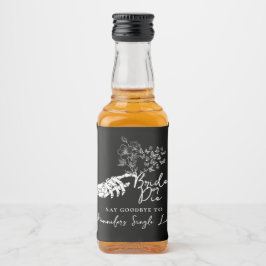 Etiqueta Para Botella De Licor Bride or Die Gothic Heart Bachelorette Party