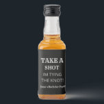 Etiqueta Para Botella De Licor Elegante Boda del partido del bachillerato del Bla<br><div class="desc">Elegante bachillerato de color negro Boda Personalizado Liquor Botellas</div>