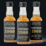 Etiqueta Para Botella De Licor Funny Vintage 40th Birthday Black<br><div class="desc">Graciosas etiquetas negras con botellas de licor para sus favores de cumpleaños número 40. Personaliza "Toma un tiro que aún está caliente" y "Vintage" si lo deseas,  el año en que nació,  su nombre y la fecha.</div>