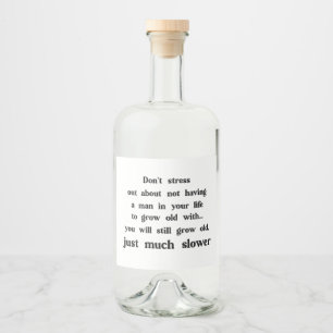 Etiqueta Para Botella De Licor Texto divertido sobre mujeres y hombres.