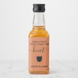 Etiqueta Para Botella De Licor Toma un disparo Estamos atando el vidrio del Boda 