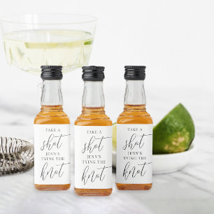 Etiqueta Para Botella De Licor Toma un Trago, Ella se Casa Despedida de Soltera