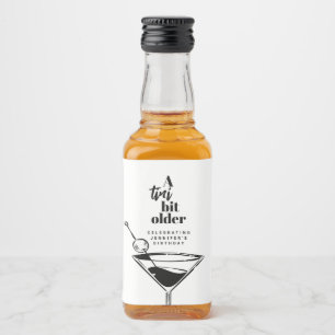 Etiqueta Para Botella De Licor Un Poco Más Viejo Cumpleaños Martini Blanco Modern