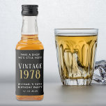 Etiqueta Para Botella De Licor Vintage 50th Birthday Party Favor Black<br><div class="desc">Este favor de la fiesta de 50 años no es sólo para el honor de cumpleaños, ¡es para que todos lo disfruten! El exclusivo diseño de la etiqueta de botella "Take a Shot, He's Still Hot" agrega un divertido toque de juego a la celebración, y pone el ánimo para la...</div>