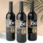 Etiqueta Para Botella De Vino 60 y Fabulous Gold Purpurina 2 Photo 60th Birthday<br><div class="desc">60 y Fabulous Gold Purpurina 2 Photo 60th Birthday Wine Label. Añade tus fotos - puedes usar una foto antigua y nueva. Añade tu nombre y edad.</div>