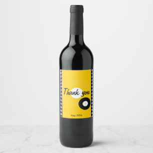 Etiqueta Para Botella De Vino A cuadros tema de los años 50 amarillo, negro y bl