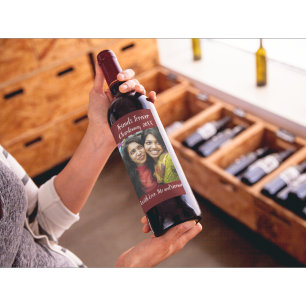 Etiqueta Para Botella De Vino Amigos personalizados de foto roja oscura para sie
