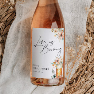 Etiqueta Para Botella De Vino Amor está en Infusión Floral Baby Shower Nena
