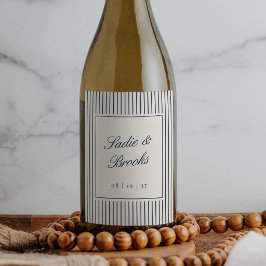 Etiqueta Para Botella De Vino Boda de raya fina clásica de azul marino y crema