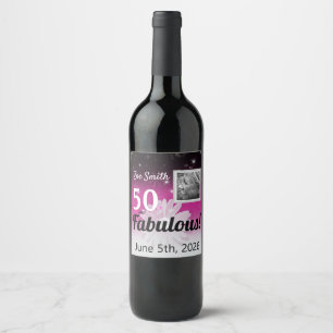 Etiqueta Para Botella De Vino Cincuenta y fabuloso negro, rosa, blanco con marga